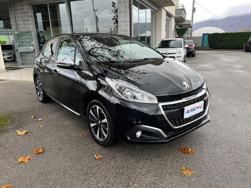 Peugeot 208 100 S&S 5 porte Signature