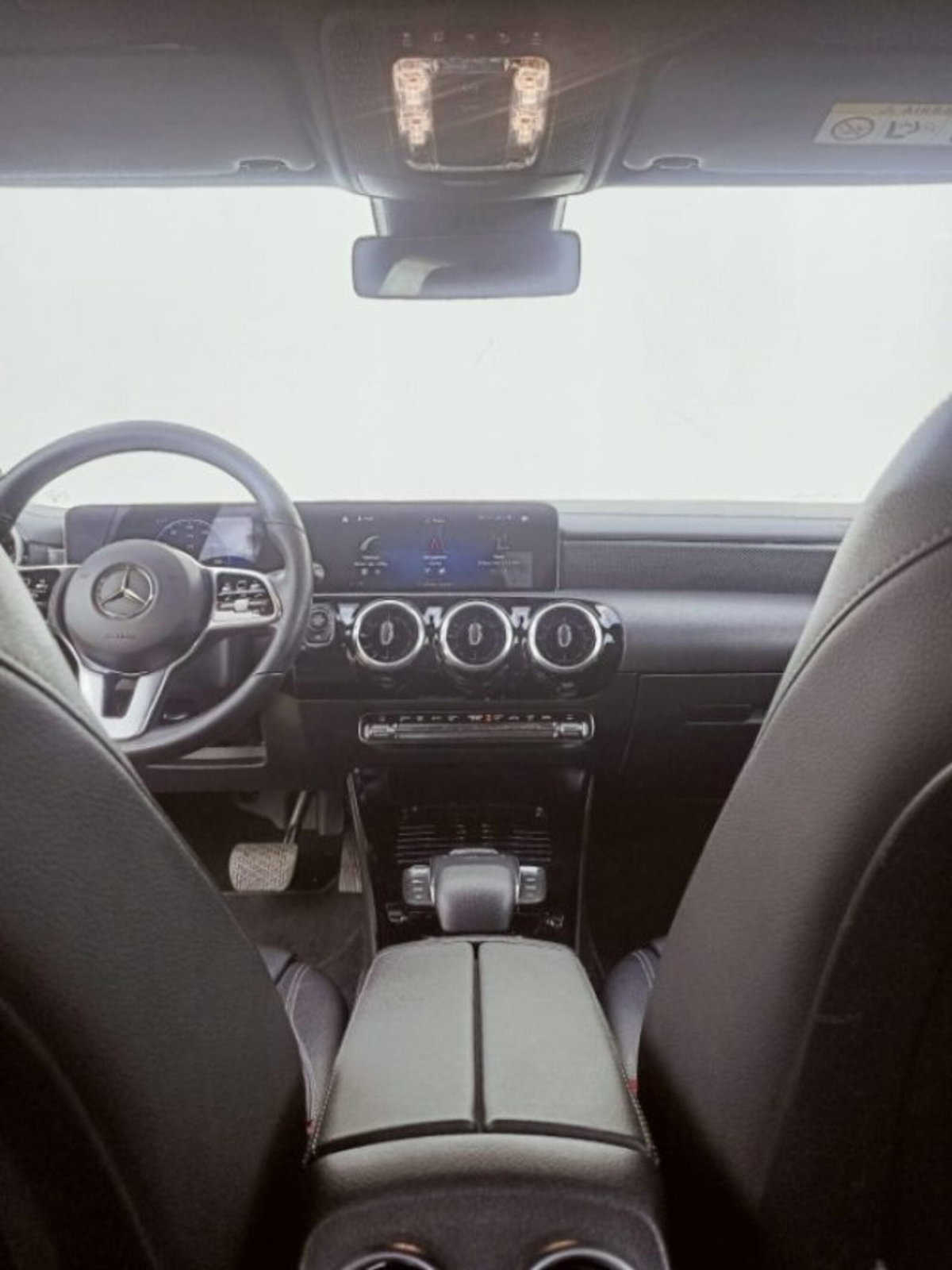 Mercedes-Benz CLA Shooting Brake 200 d Automatic Shooting Brake Executive (13)