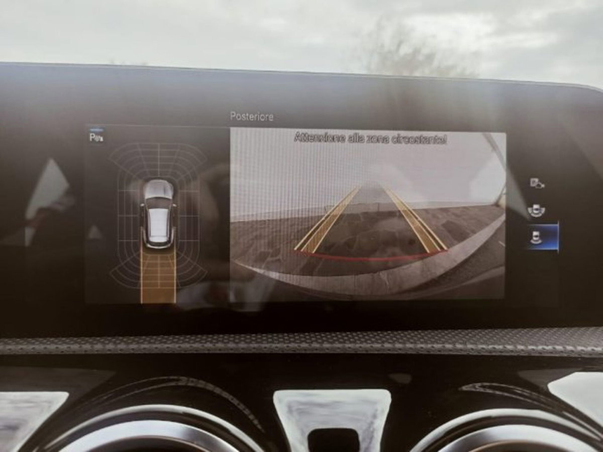 Mercedes-Benz CLA Shooting Brake 200 d Automatic Shooting Brake Executive (18)