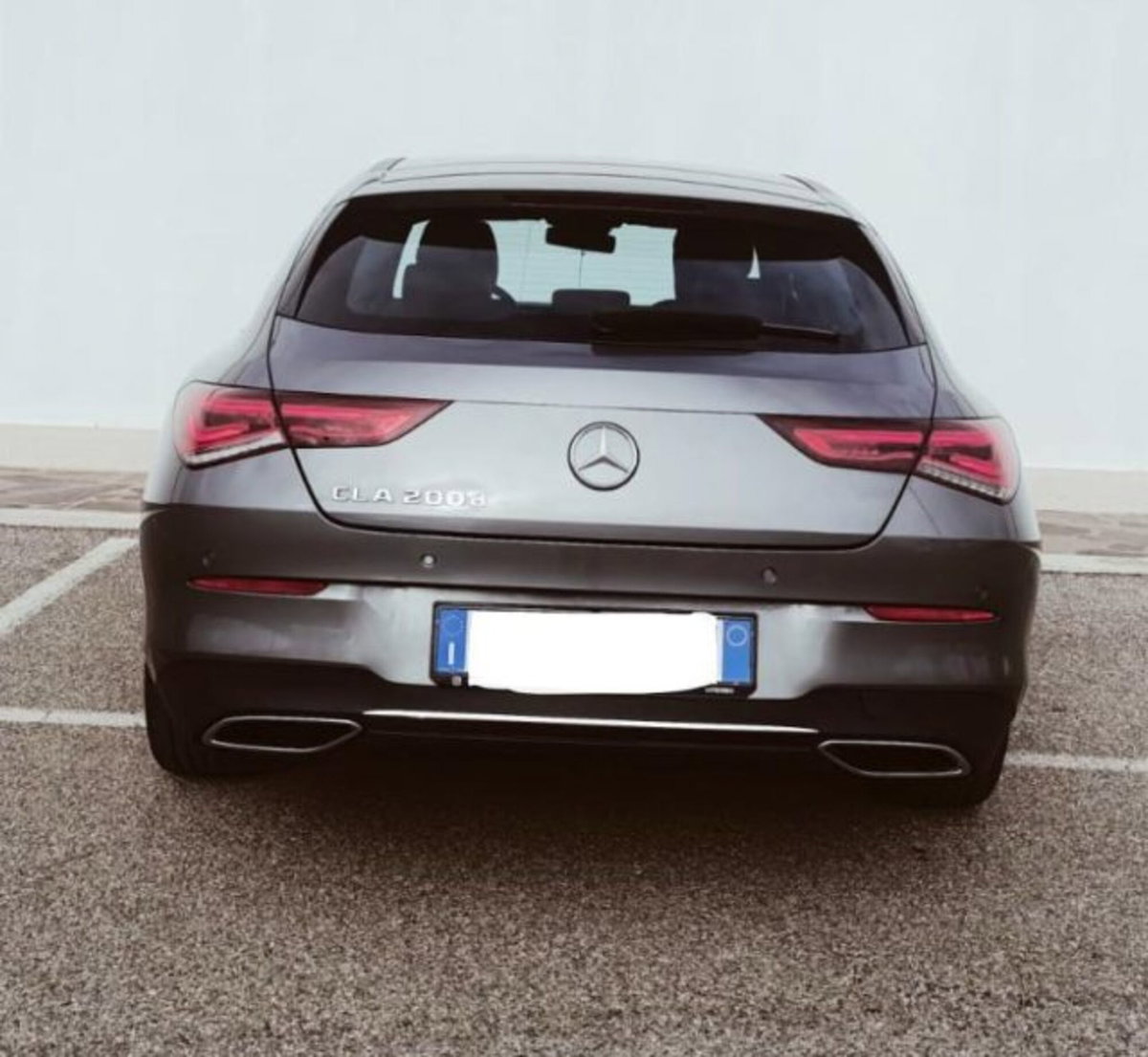 Mercedes-Benz CLA Shooting Brake 200 d Automatic Shooting Brake Executive (2)