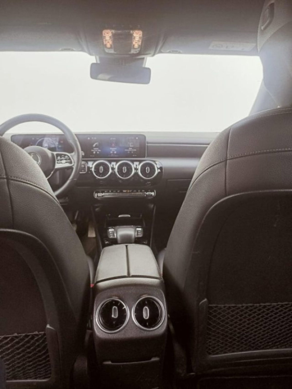 Mercedes-Benz CLA Shooting Brake 200 d Automatic Shooting Brake Executive (8)