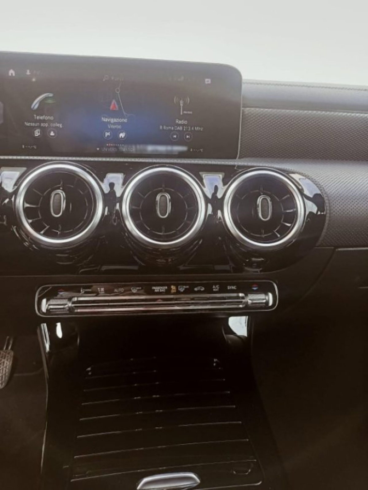 Mercedes-Benz CLA Shooting Brake 200 d Automatic Shooting Brake Executive (9)