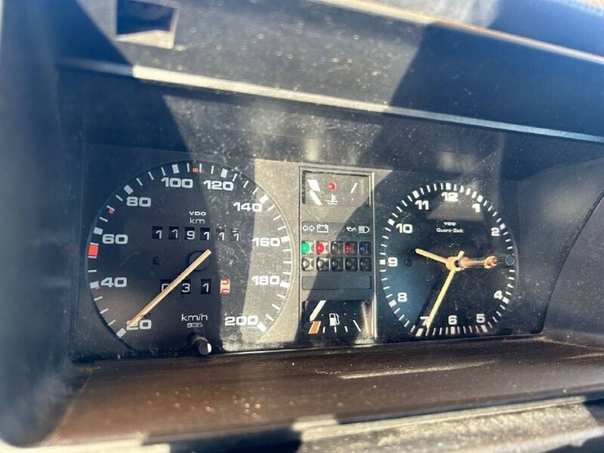 Volkswagen Golf 1300 5 porte GL (17)