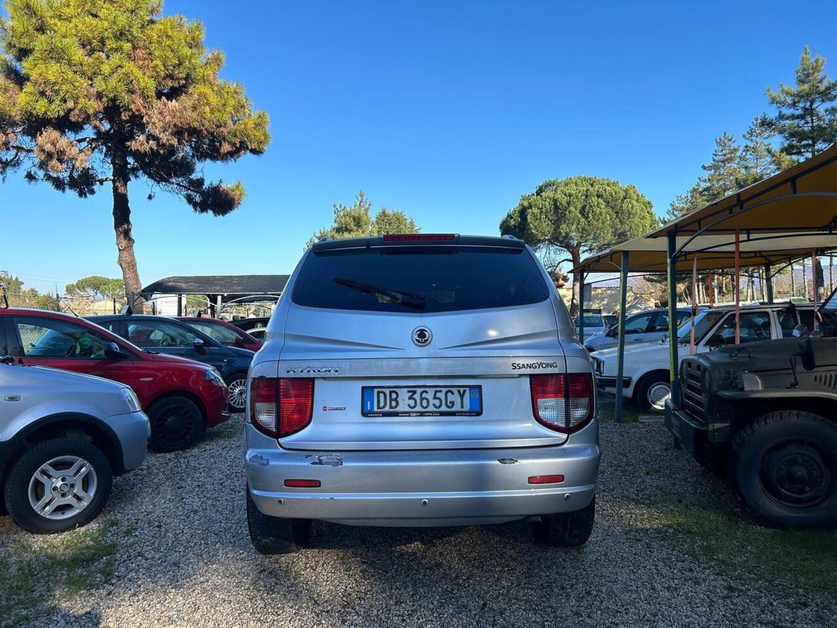 Ssangyong Kyron 2.0 XDi Premium (5)
