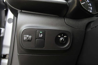 Citroen C3 BlueHDi 100 S&S Feel Pack (12)
