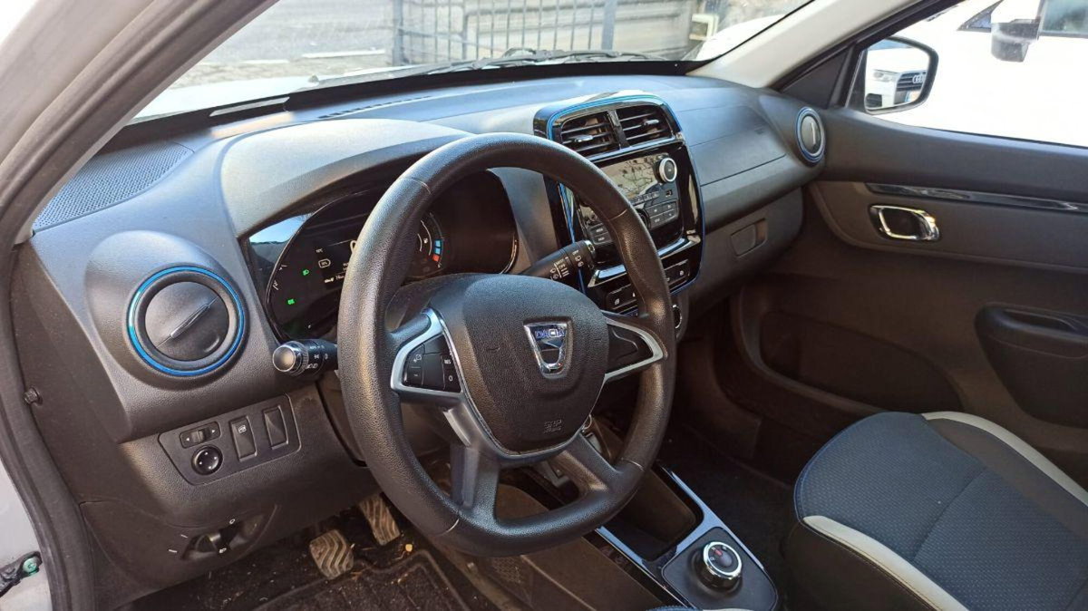 Dacia Spring Comfort Electric 45 (3)