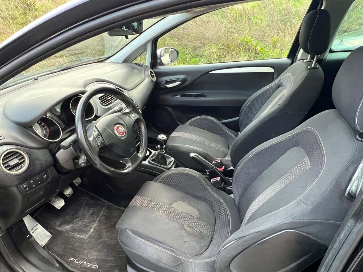 Fiat Punto Evo 1.6 Mjt DPF 3 porte Sport (6)