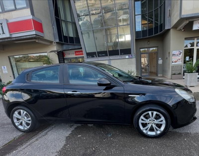 Alfa Romeo Giulietta 1.6 JTDm-2 Exclusive (6)