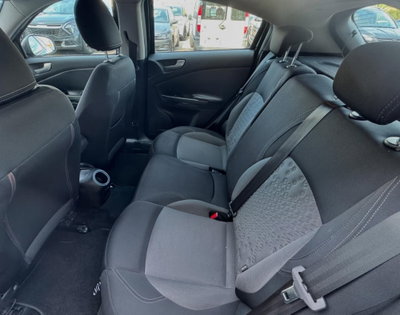Alfa Romeo Giulietta 1.6 JTDm-2 Exclusive (9)