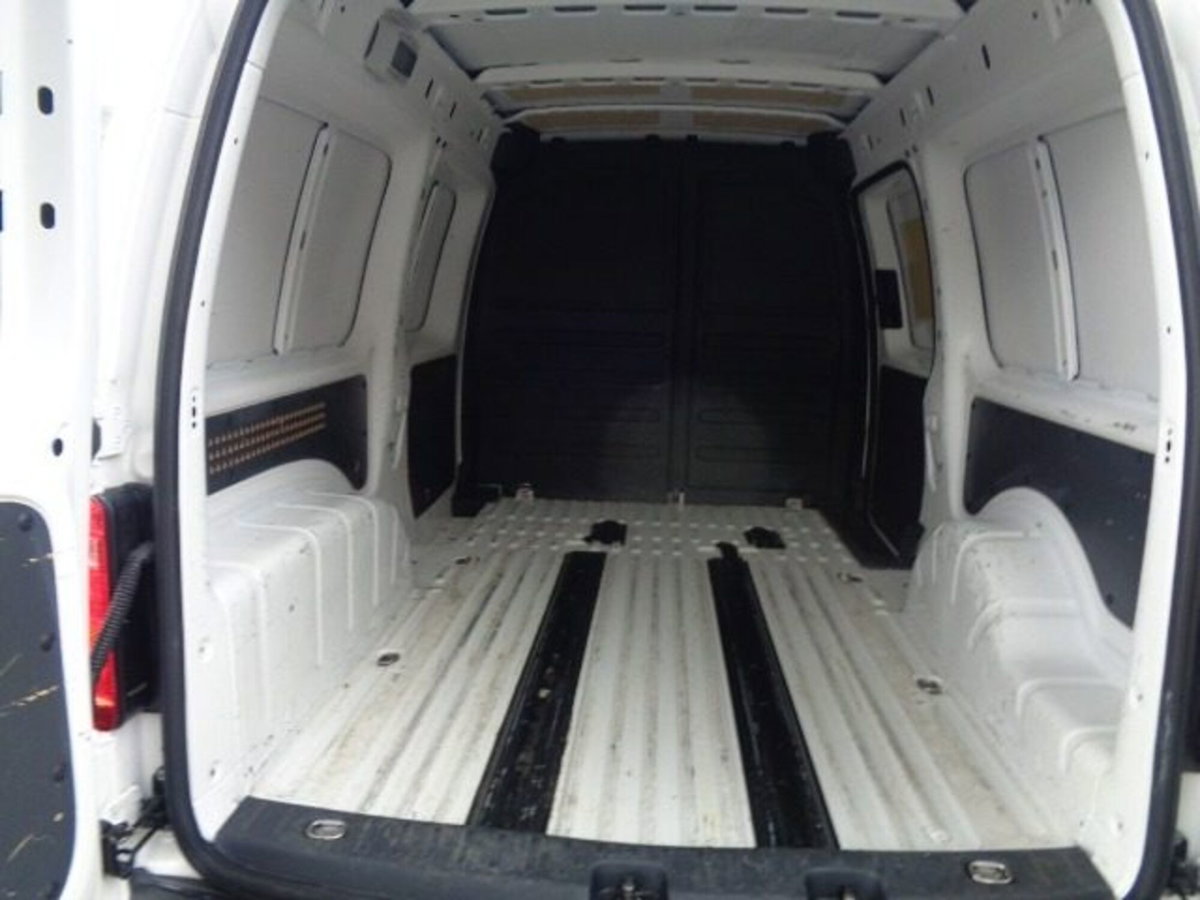 Volkswagen Veicoli Commerciali Caddy 1.4 TGI DSG Kombi Maxi (8)