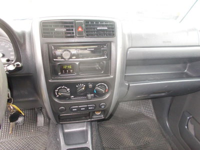 Suzuki Jimny 1.5 DDiS cat 4WD JLX Più (12)
