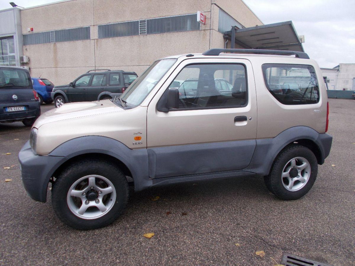 Suzuki Jimny 1.5 DDiS cat 4WD JLX Più (2)