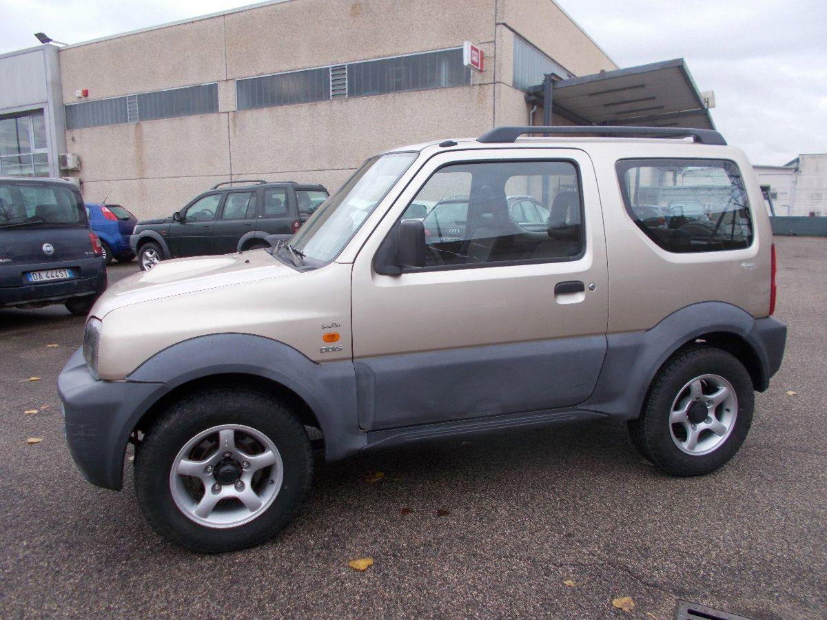 Suzuki Jimny 1.5 DDiS cat 4WD JLX Più (3)