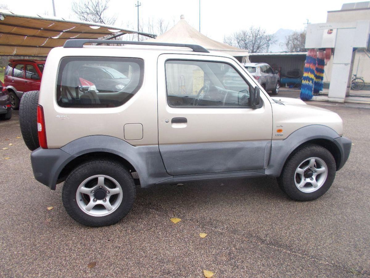 Suzuki Jimny 1.5 DDiS cat 4WD JLX Più (5)