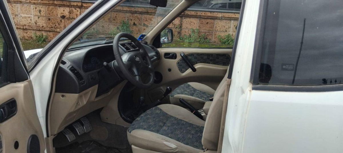 Nissan Terrano II 2.7 Tdi 3 porte Anniversary (8)