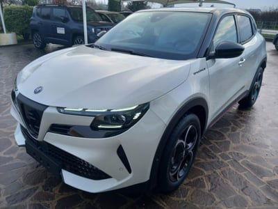 Alfa Romeo Junior 1.2 ibrida Speciale 145cv edct6 nuova