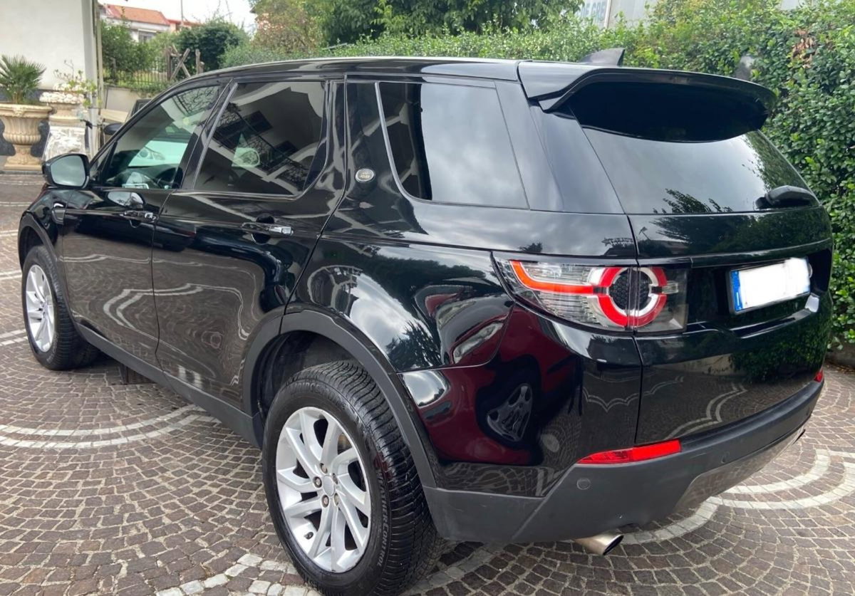 Land Rover Discovery Sport 2.0 TD4 150 CV Pure (7)