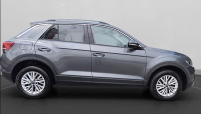Volkswagen T-Roc 1.0 TSI Life (6)