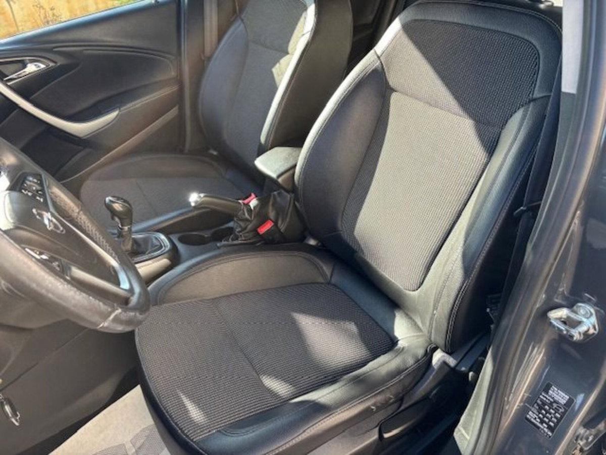 Opel Astra Station Wagon 1.7 CDTI 130CV EcoFLES&S Sports Cosmo (11)