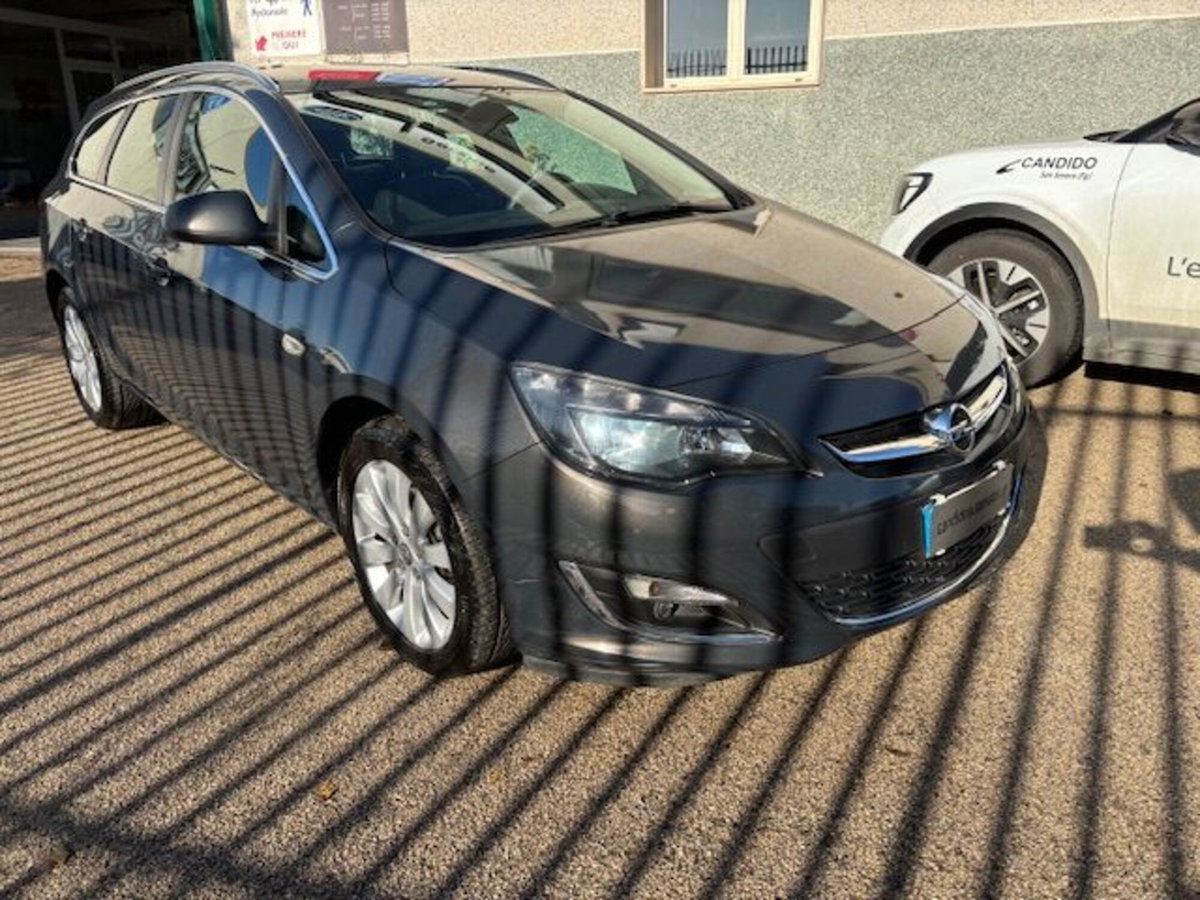 Opel Astra Station Wagon 1.7 CDTI 130CV EcoFLES&S Sports Cosmo (3)