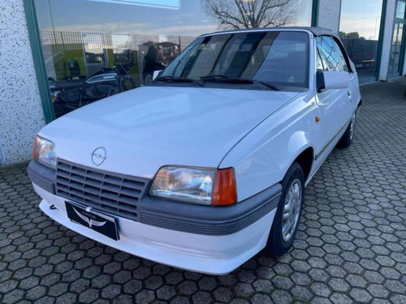 Opel Kadett 1.3 4 porte LS