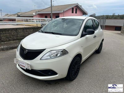 Lancia Ypsilon 1.2 69 CV 5 porte Platinum usata