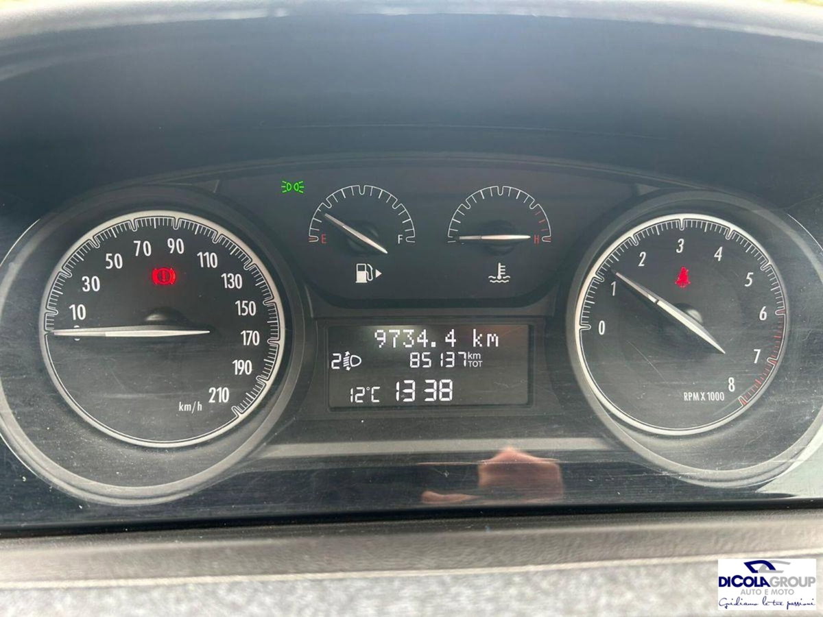 Lancia Ypsilon 1.2 69 CV 5 porte Platinum (14)