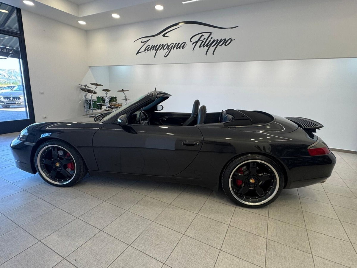 Porsche 911 Cabrio Carrera 4 cat (17)