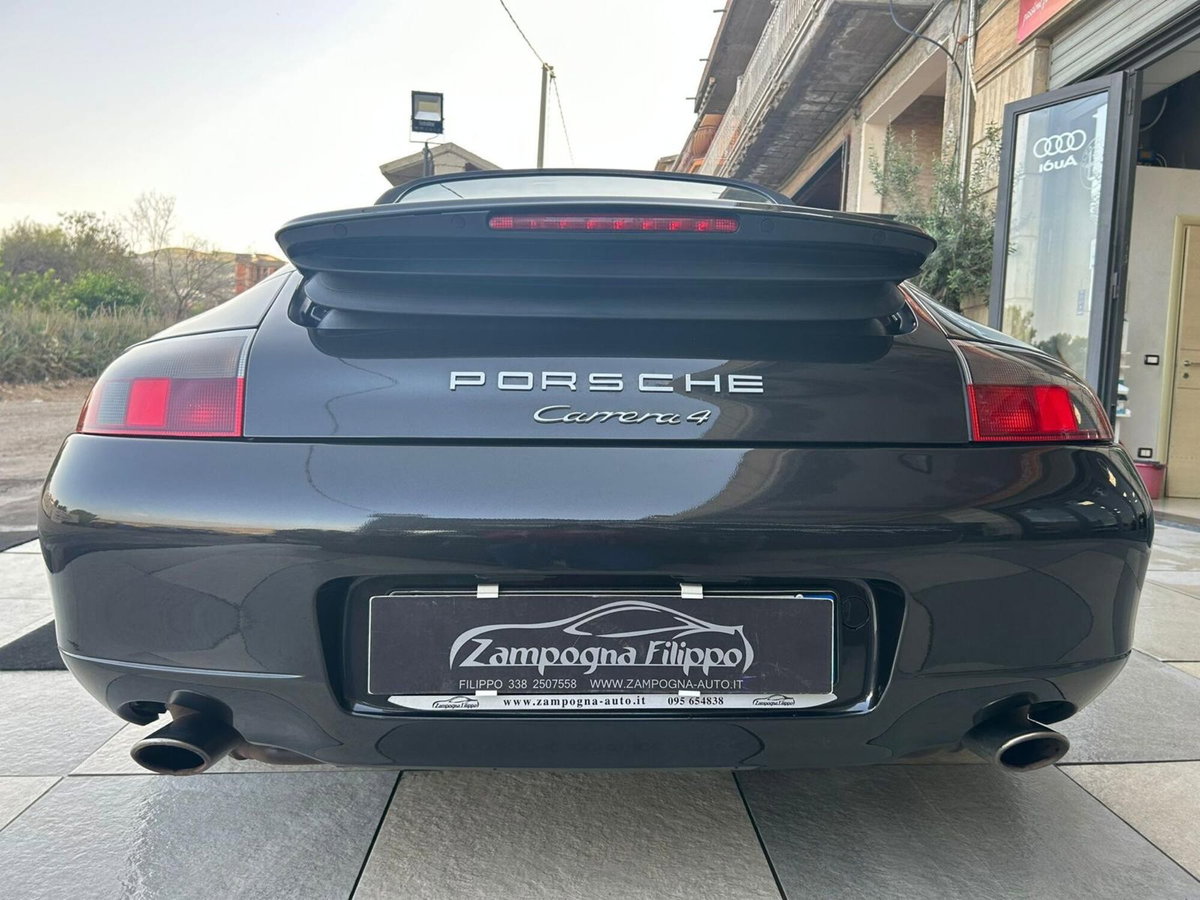 Porsche 911 Cabrio Carrera 4 cat (14)