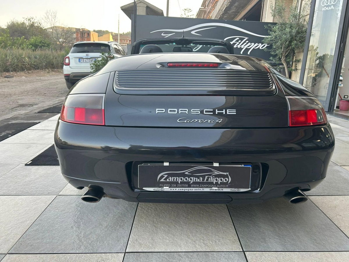 Porsche 911 Cabrio Carrera 4 cat (16)