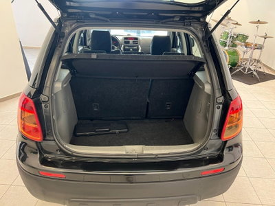 Suzuki SX4 DDiS 16V Urban Line (8)