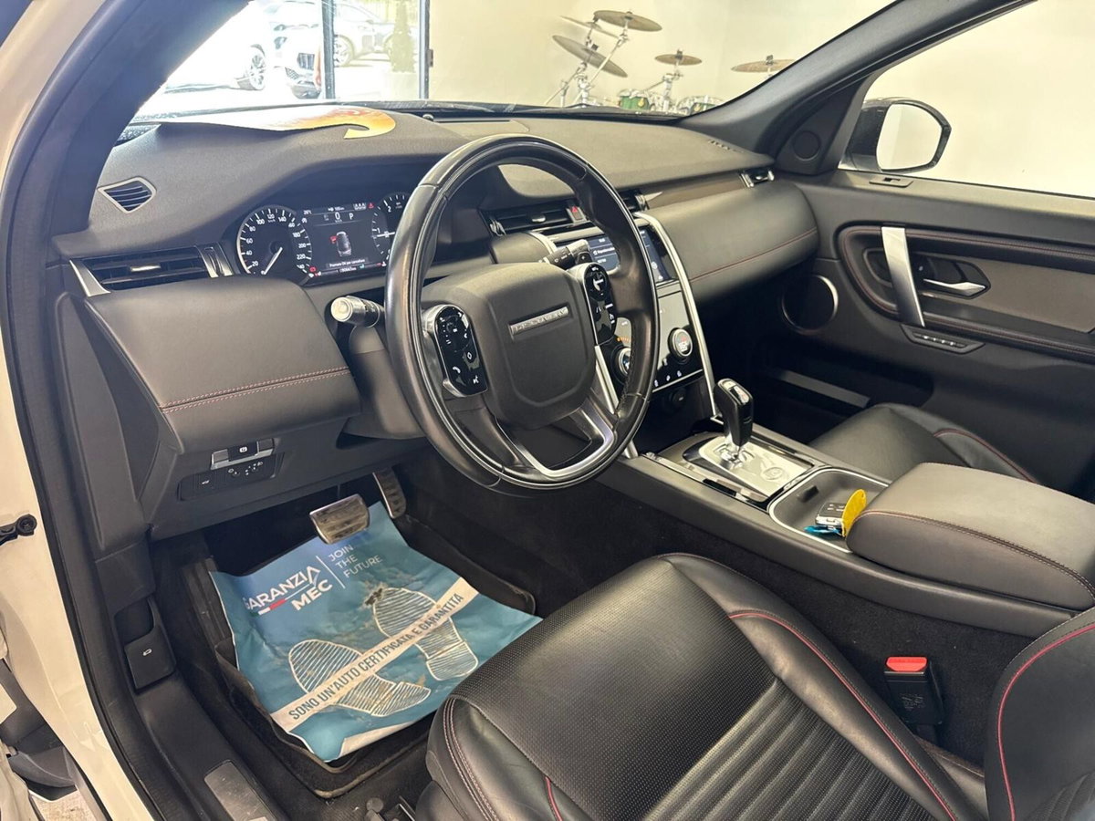 Land Rover Discovery Sport 2.0 TD4 180 CV SE (14)
