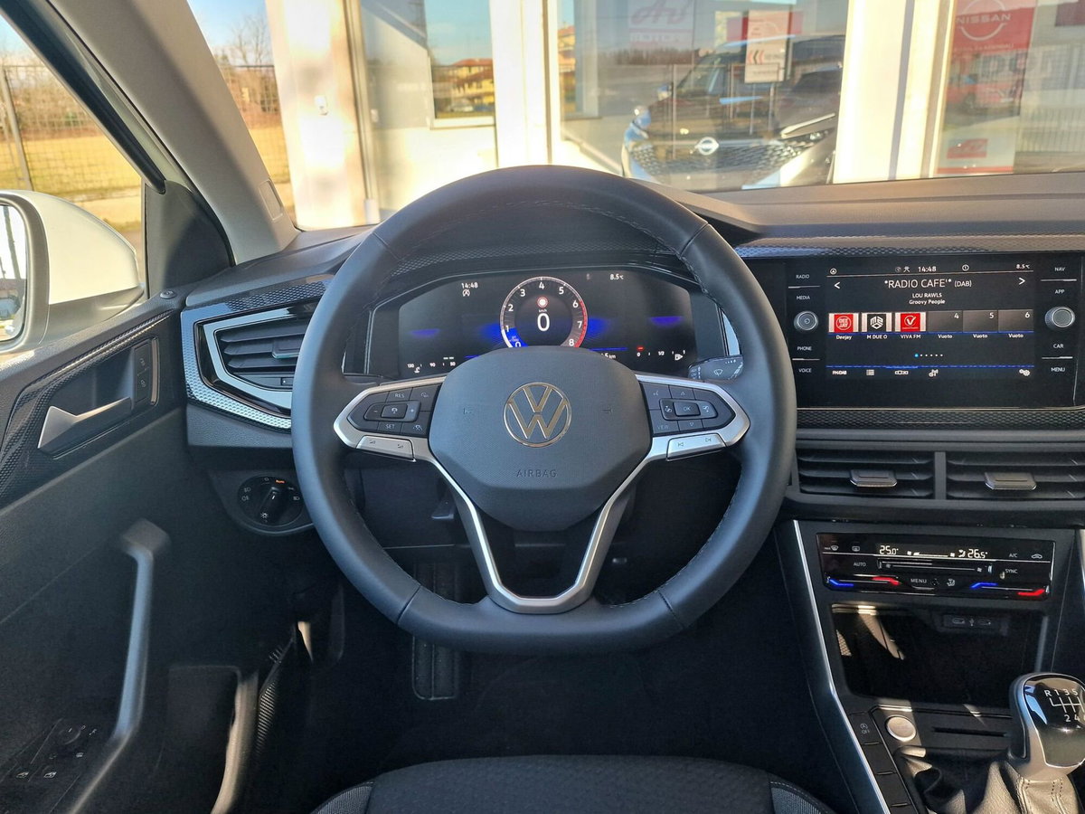 Volkswagen Taigo 1.0 tsi Life 95cv (13)