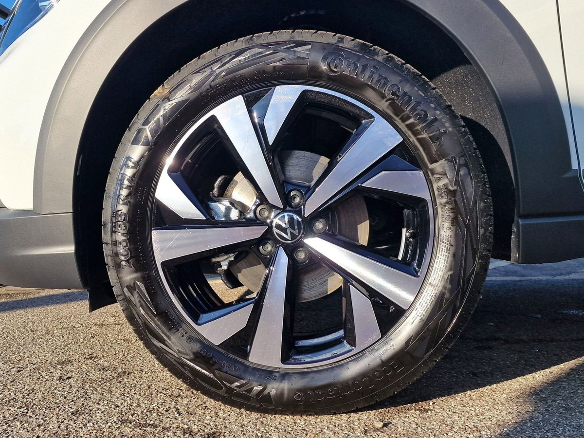 Volkswagen Taigo 1.0 tsi Life 95cv (9)