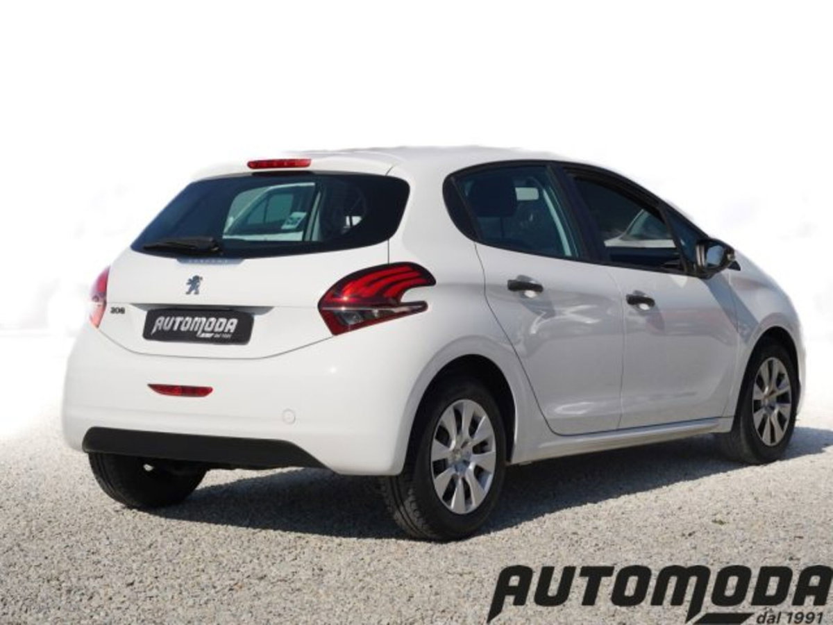 Peugeot 208 75 5 porte Van (4)