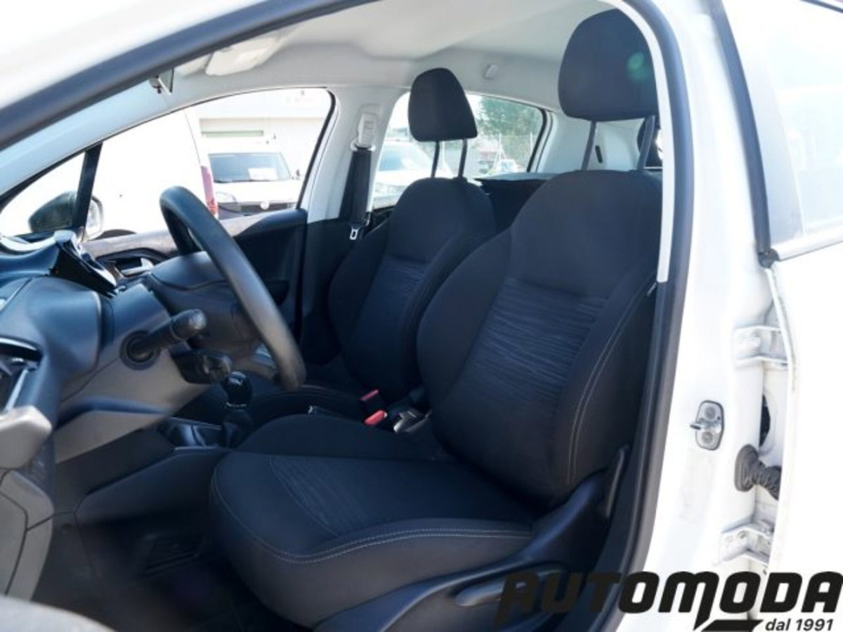 Peugeot 208 75 5 porte Van (8)