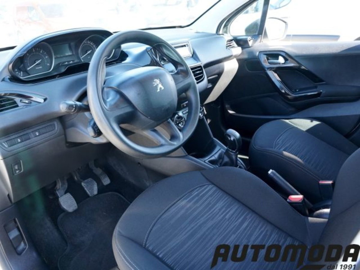 Peugeot 208 75 5 porte Van (9)