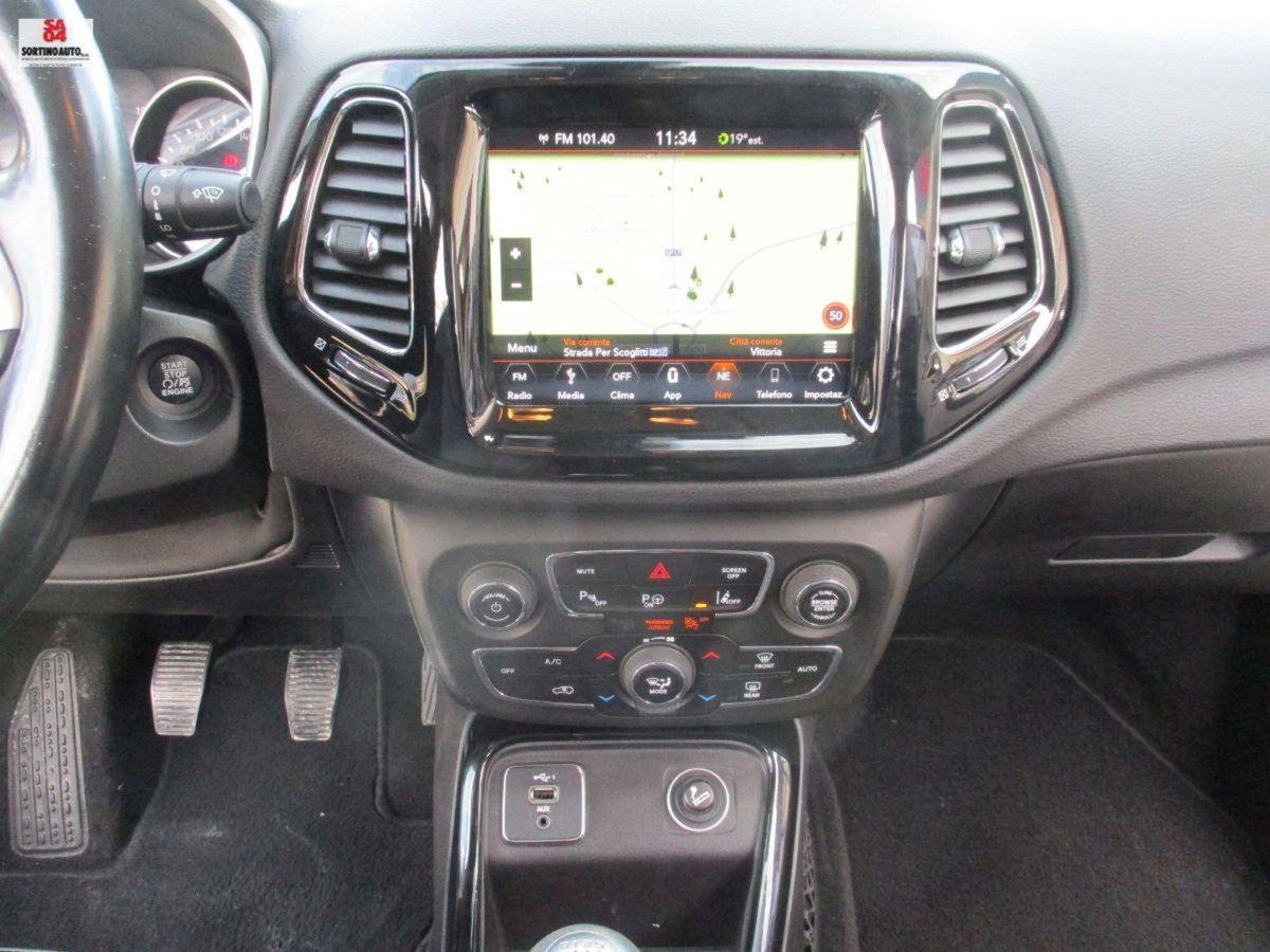 Jeep Compass 1.6 Multijet II 2WD Limited (10)