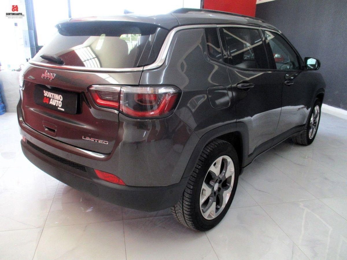 Jeep Compass 1.6 Multijet II 2WD Limited (2)