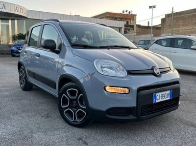 Fiat Panda 1.0 FireFly S&S Hybrid City Cross usata