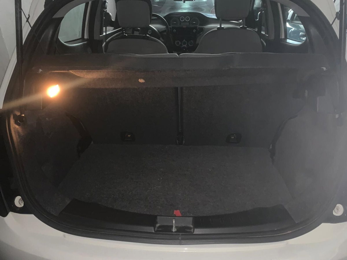 Lancia Ypsilon 0.9 TwinAir 85 CV 5 porte Metano Ecochic Gold (5)