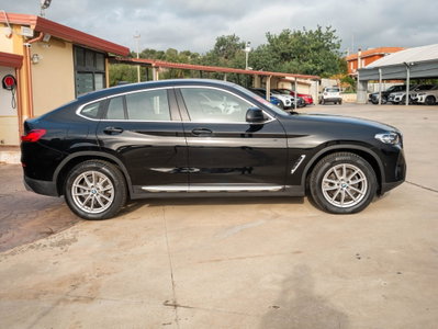 BMW X4 xDrive20d 48V (8)
