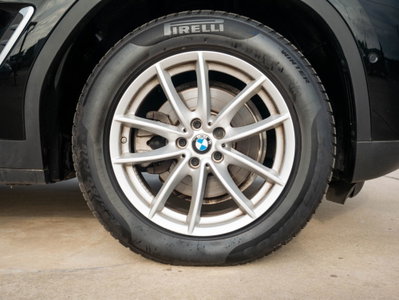 BMW X4 xDrive20d 48V (9)