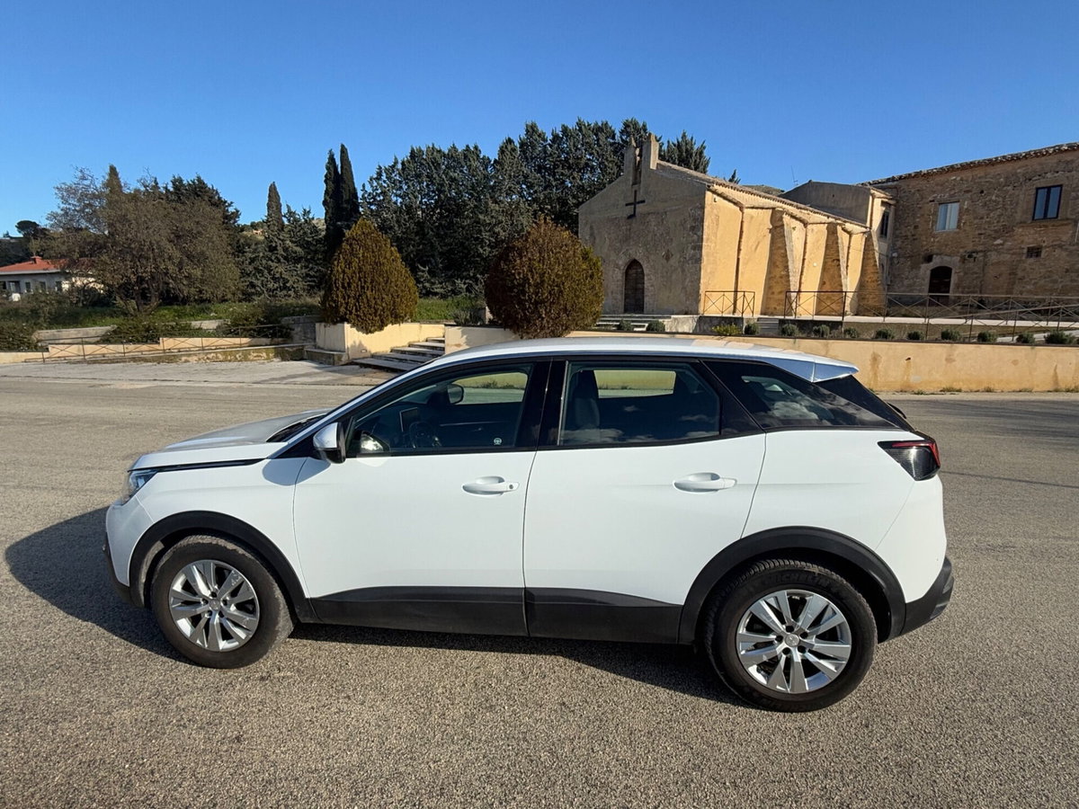 Peugeot 3008 BlueHDi 130 S&S EAT8 Allure Pack (10)