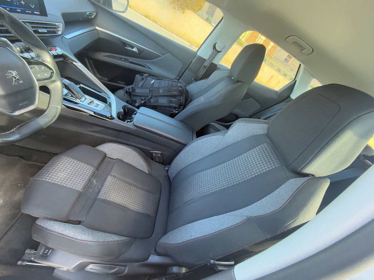 Peugeot 3008 BlueHDi 130 S&S EAT8 Allure Pack (13)