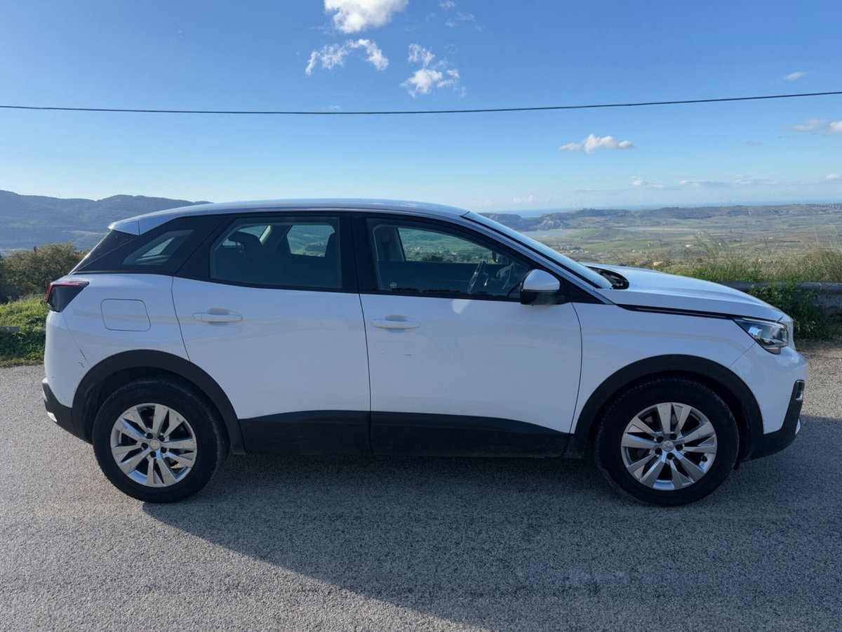 Peugeot 3008 BlueHDi 130 S&S EAT8 Allure Pack (4)