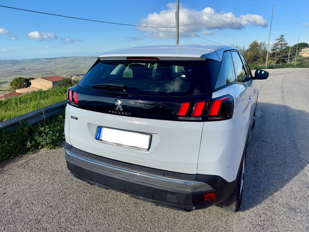 Peugeot 3008 BlueHDi 130 S&S EAT8 Allure Pack (6)