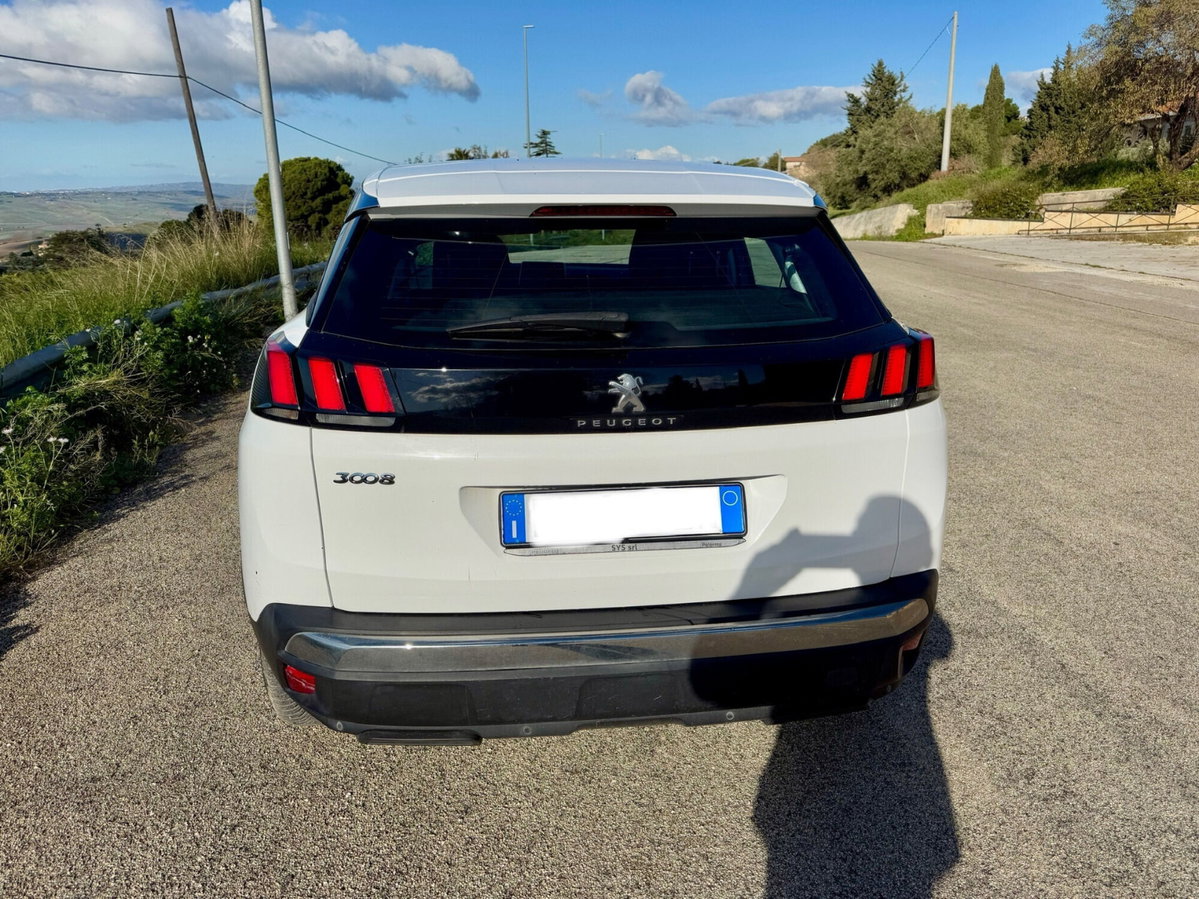 Peugeot 3008 BlueHDi 130 S&S EAT8 Allure Pack (7)