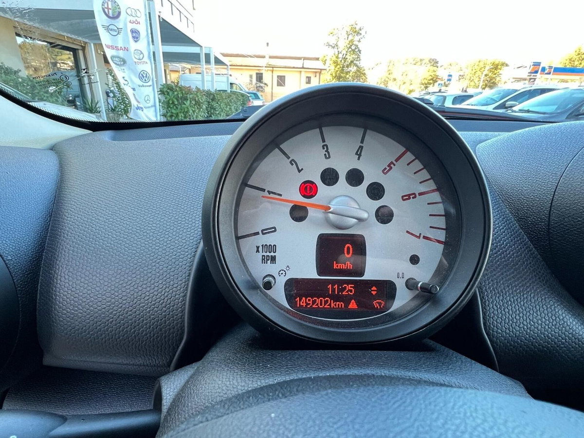 MINI Mini Countryman 1.6 Cooper D Countryman (6)