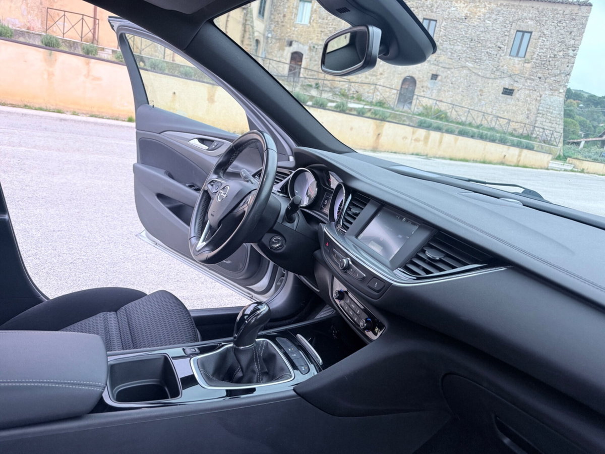 Opel Insignia Station Wagon 1.5 CDTI S&S aut. Sports Business Edition (17)
